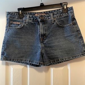 l.e.I. jean shorts size 9